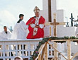 Popiežius Jonas Paulius II Kryžių kalne, 1993 m. Klaudijaus Driskiaus fotografija
